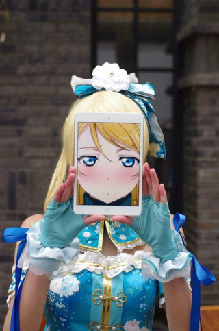 Illustration for article titled The Cosplay and Anime Gap Bridged By an iPad
